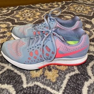 Nike Women’s Running Shoe